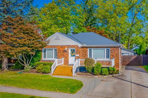 Photo of 6373 Corwin Crescent, Niagara Falls, ON L2G 2L9 (MLS # X12456834)