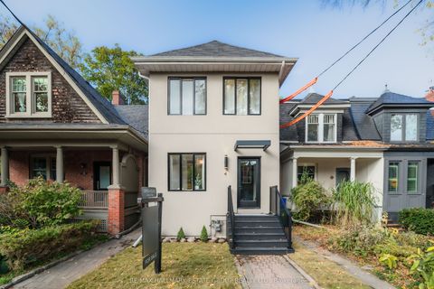4 Riverdale Avenue Toronto ON M4K 1C3