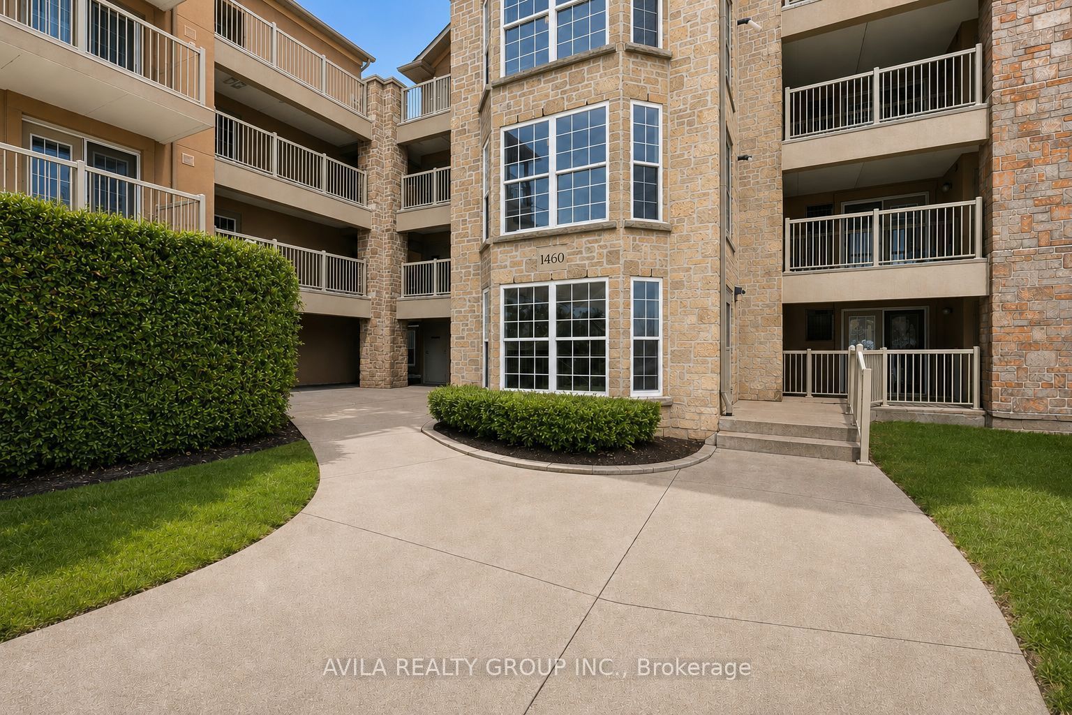 1460 Bishops Gate 203