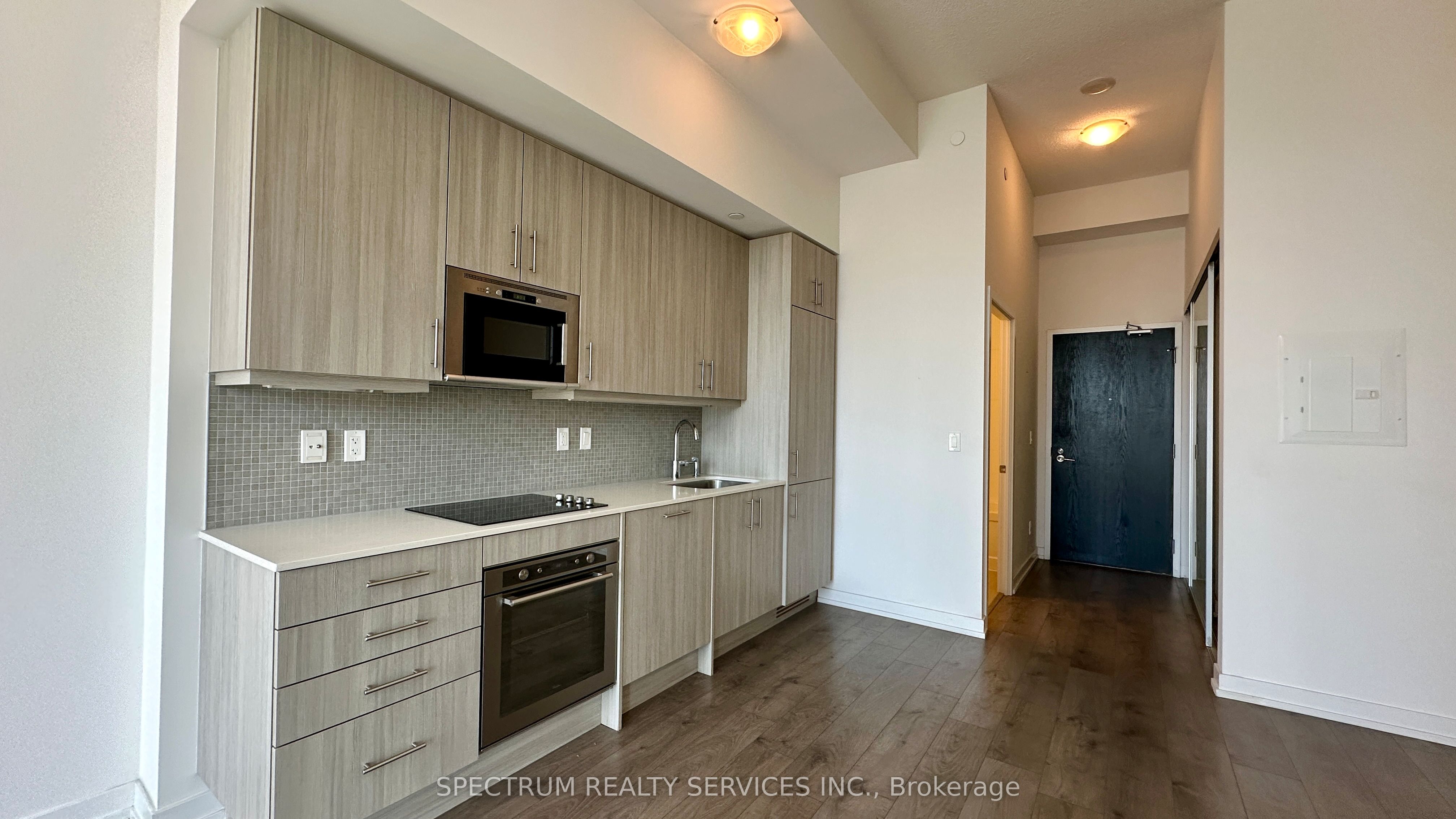 297 College Street 1008