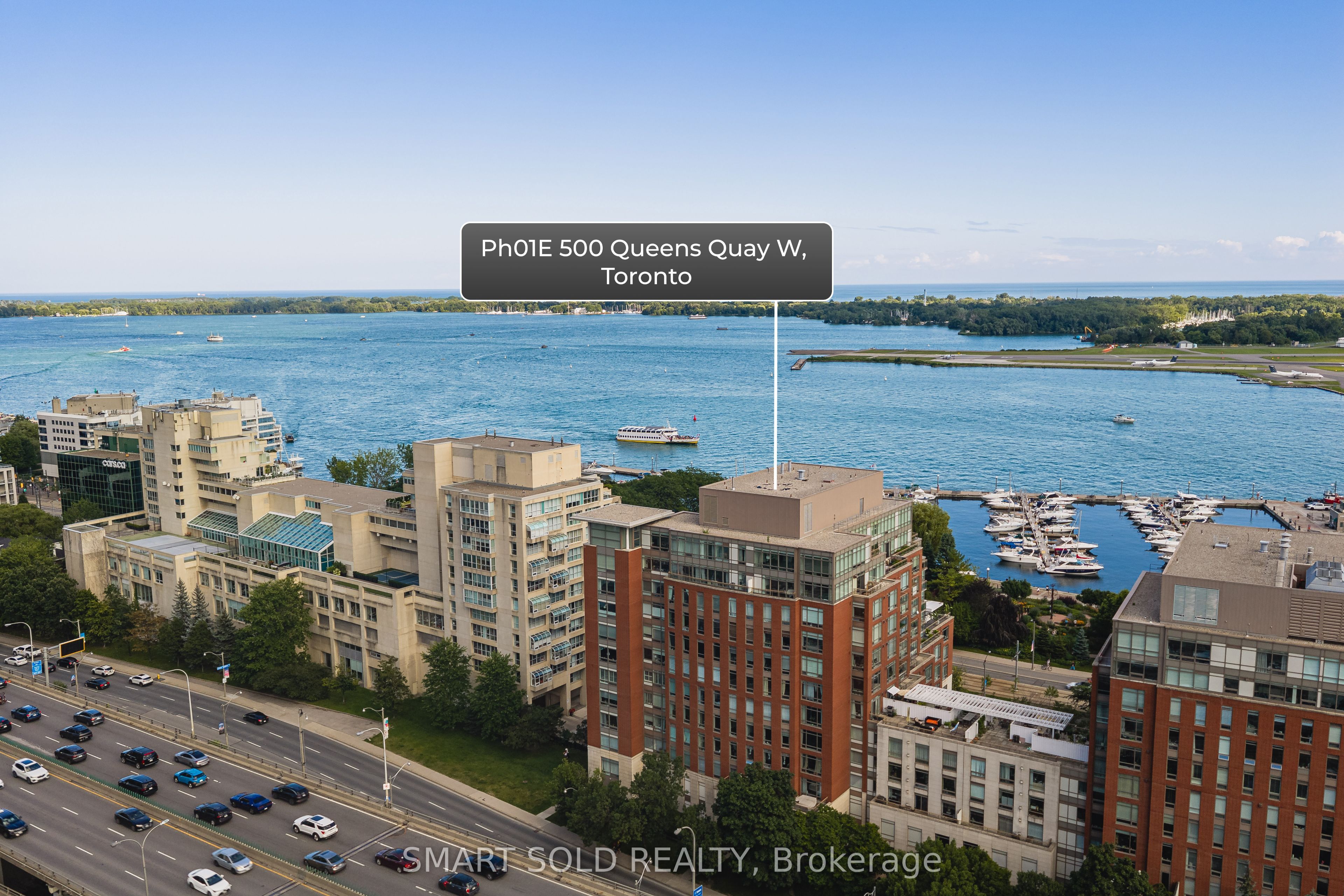 500 Queens Quay W Ph01E