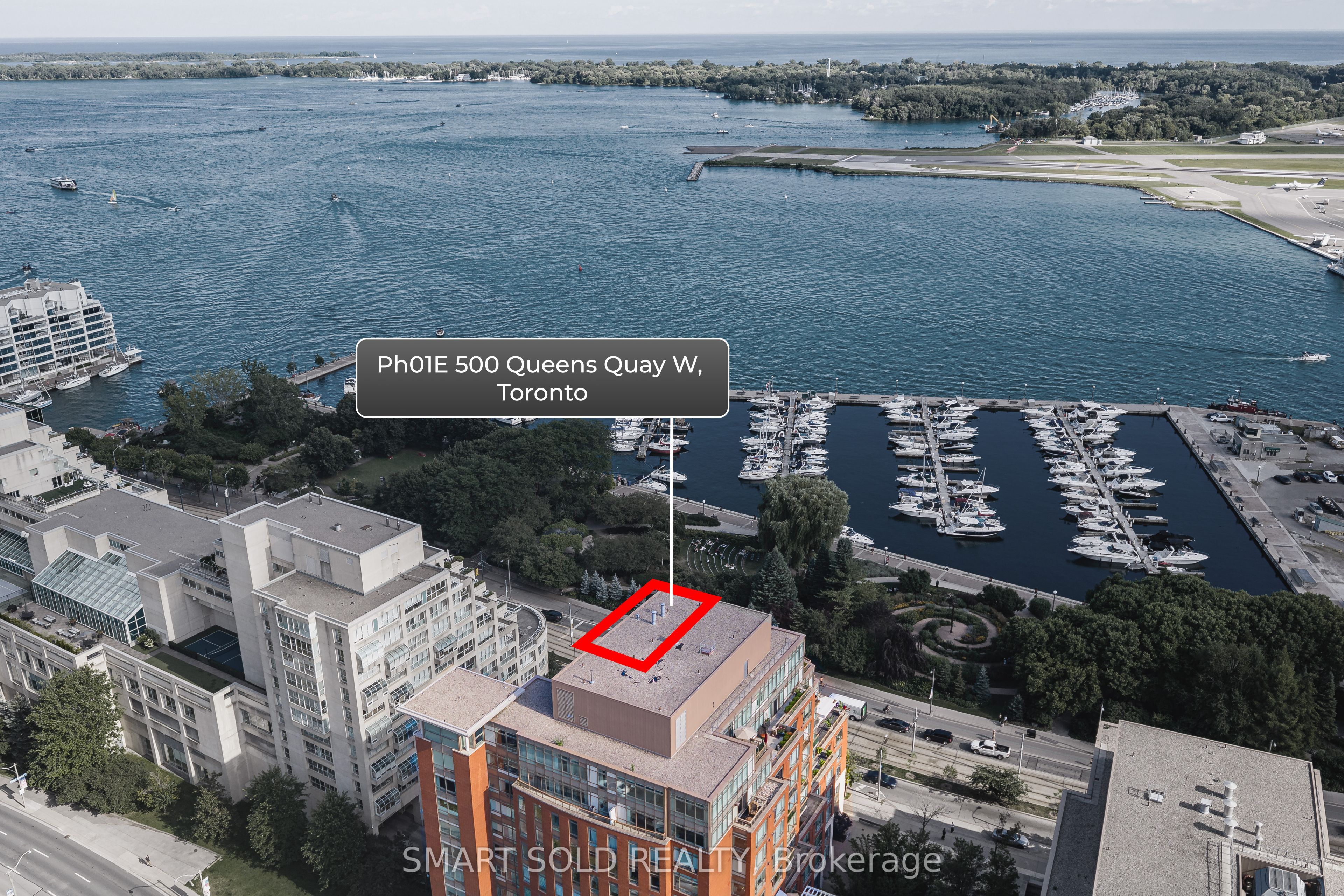 500 Queens Quay W Ph01E