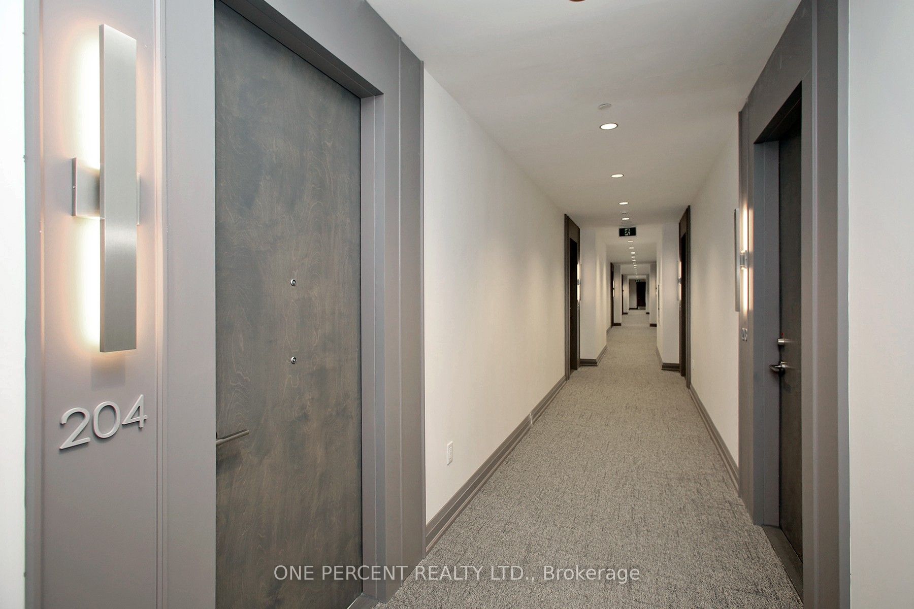 42 Mill Street 204