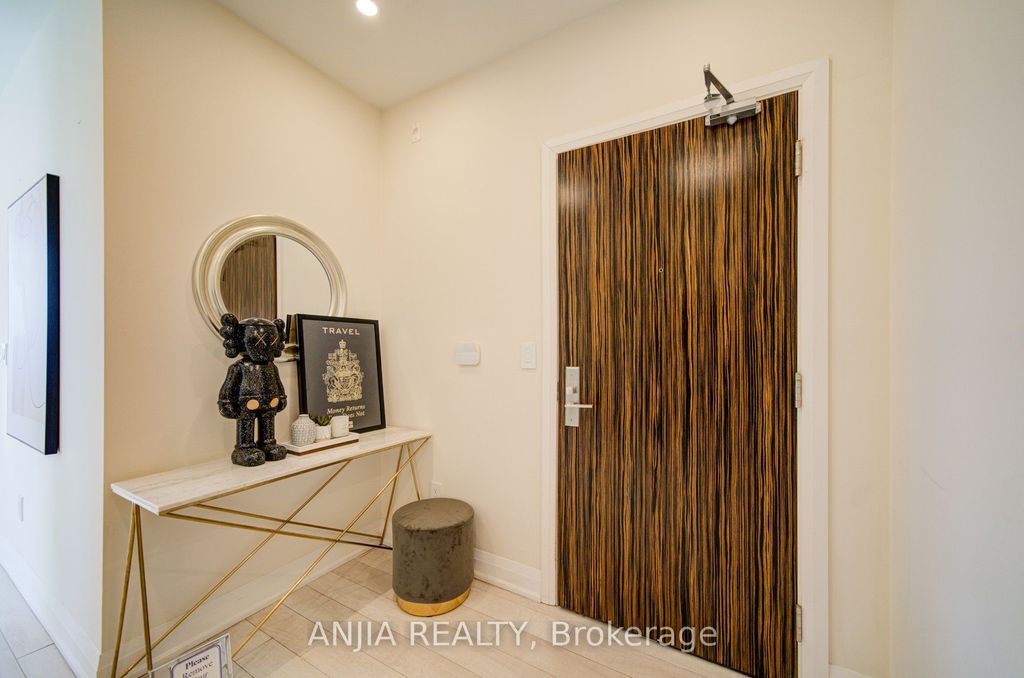 Photo of 8763 Bayview Avenue #507, Richmond Hill, ON L4B 3V1 (MLS # N12974640)