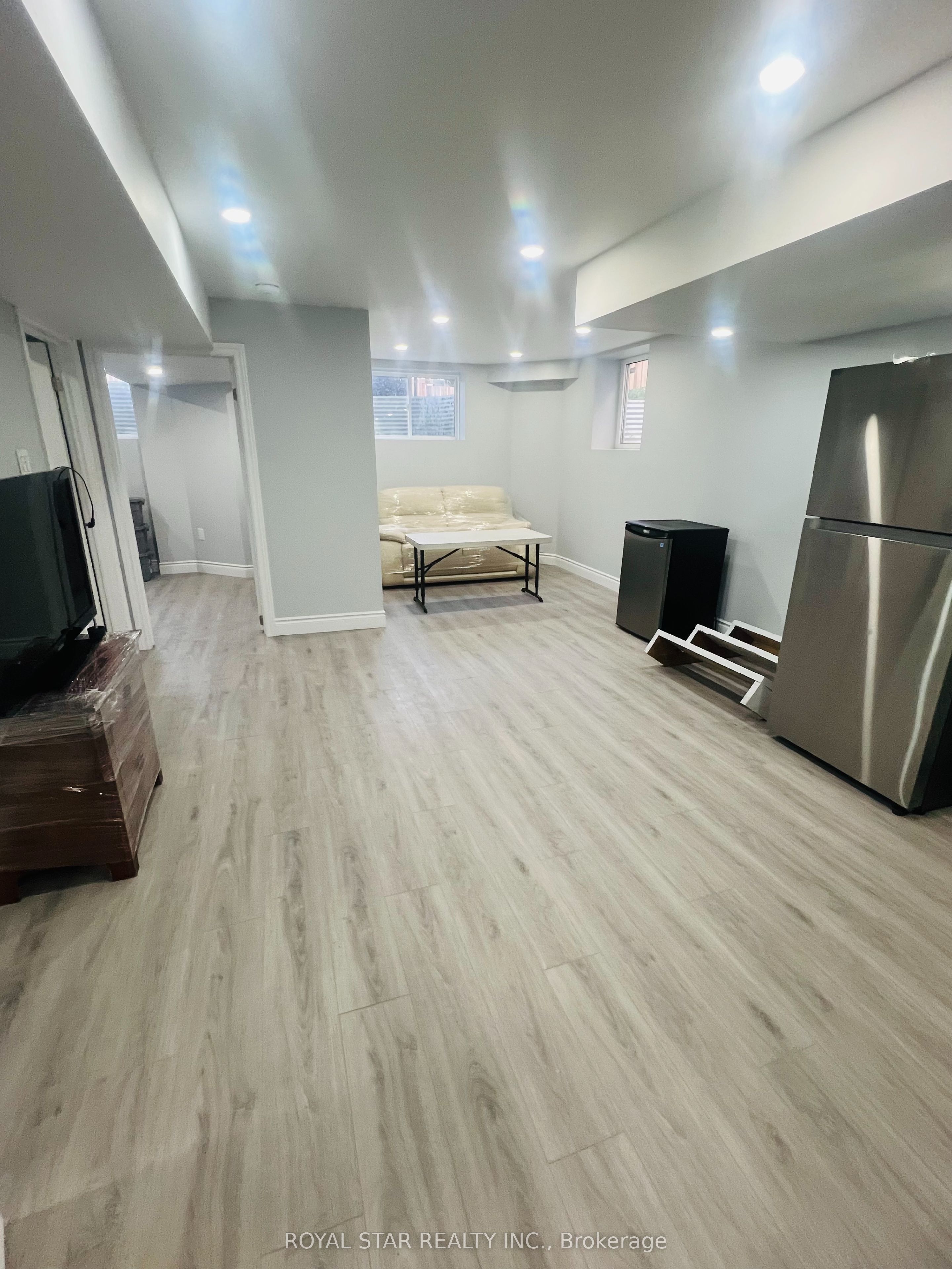 121 Bonnieglen Farm Boulevard Basement