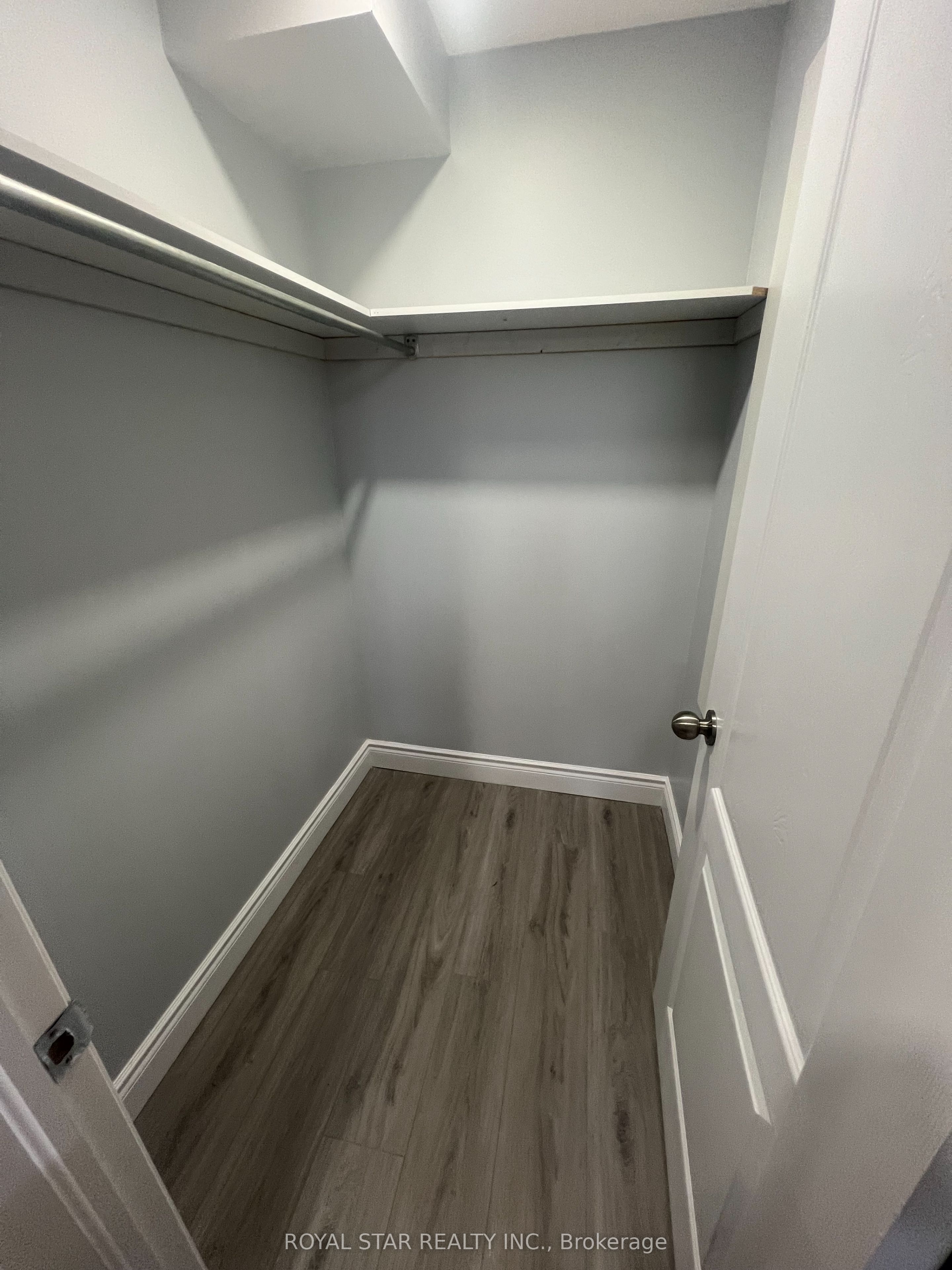 121 Bonnieglen Farm Boulevard Basement