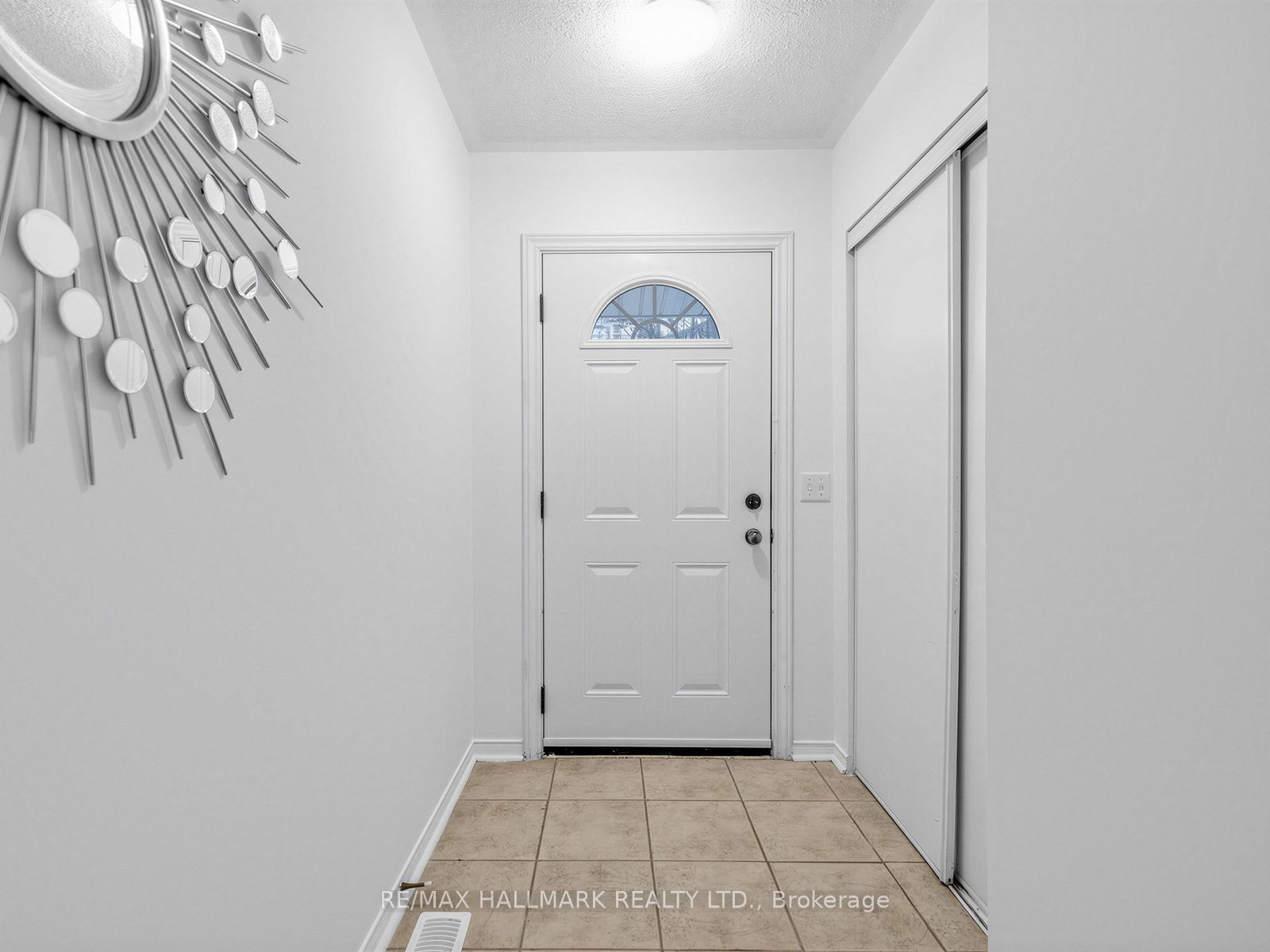 51 Northern Heights Drive 2B