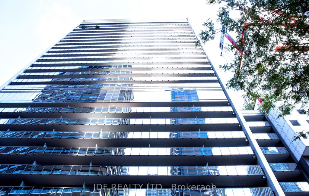 Photo of 330 Richmond Street #1615, Toronto, ON M5V 1X2 (MLS # C12438646)