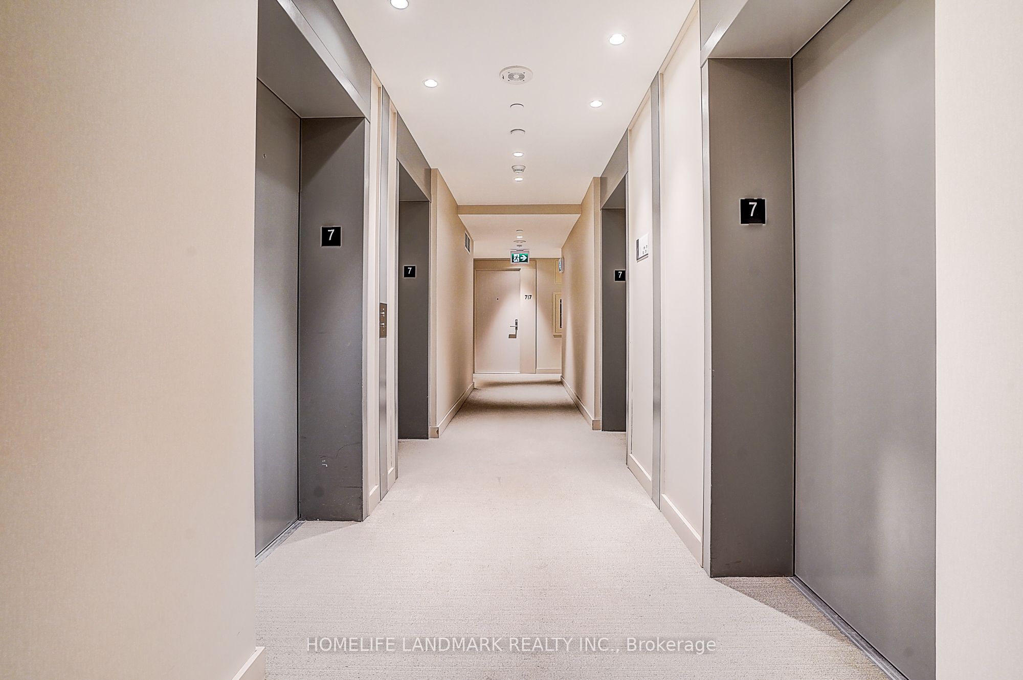 115 Blue Jays Way 702