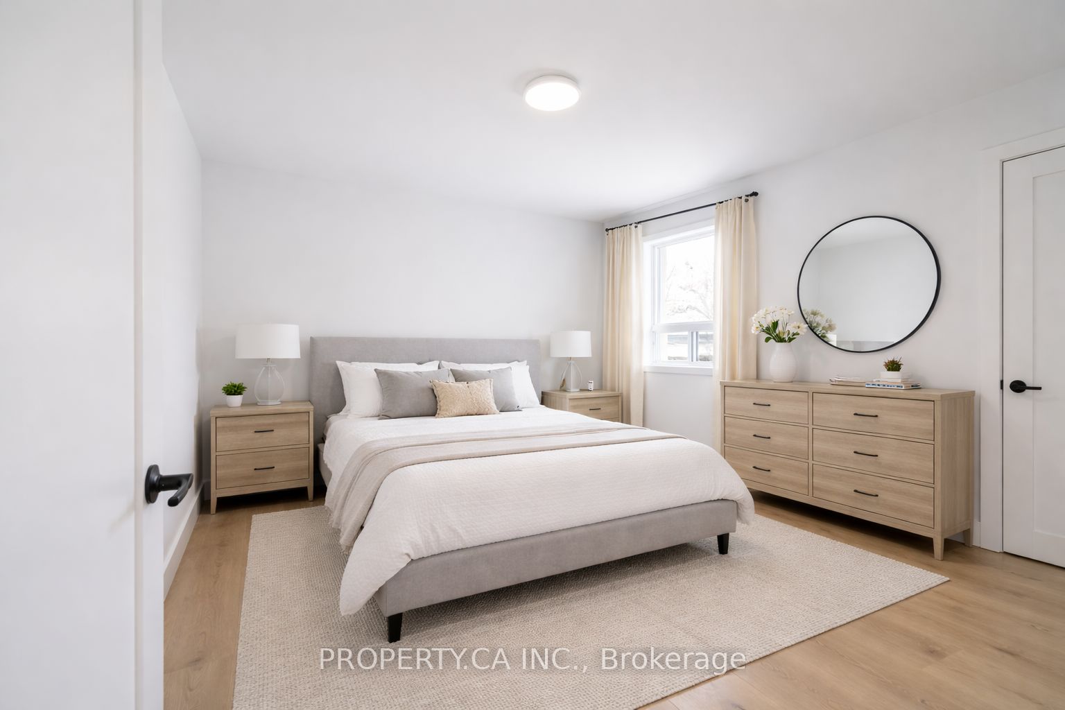 46 McMurchy Avenue N