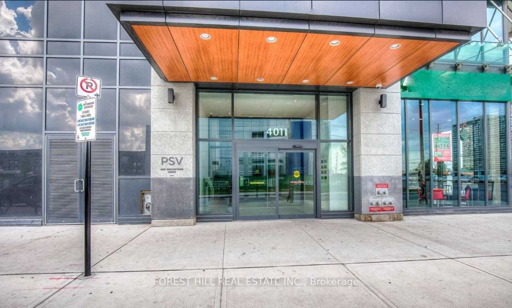 Photo of 4011 Brickstone Mews #807, Mississauga, ON L5B 0J7 (MLS # W13218796)