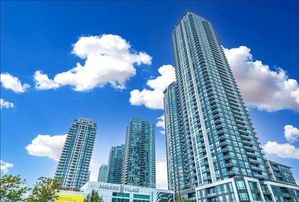 Photo of 4011 Brickstone Mews #807, Mississauga, ON L5B 0J7 (MLS # W13218796)