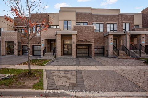 10 Helliwell Crescent Richmond Hill ON L4E 5B6