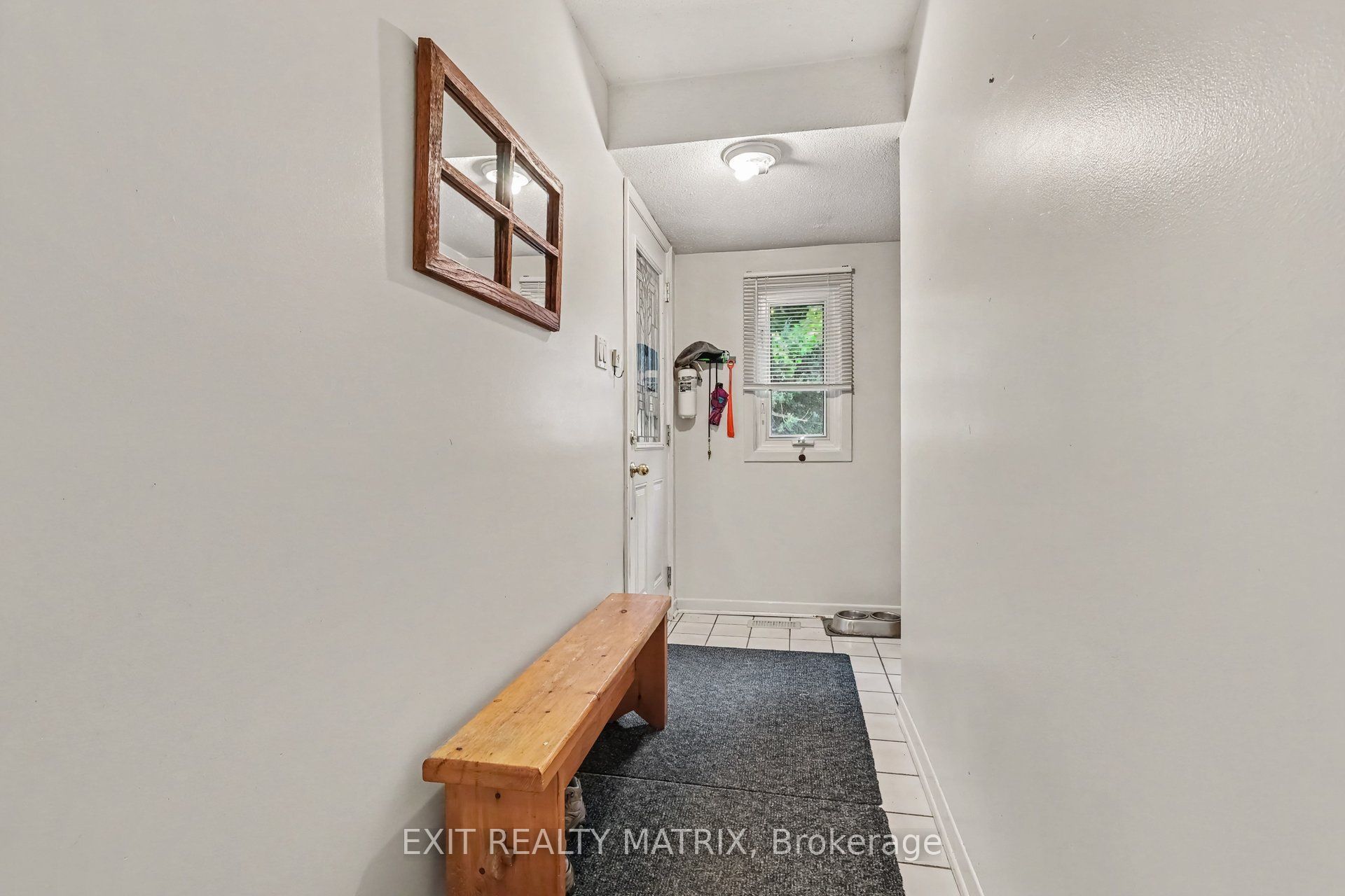 1887 Elmridge Drive - Photo 3