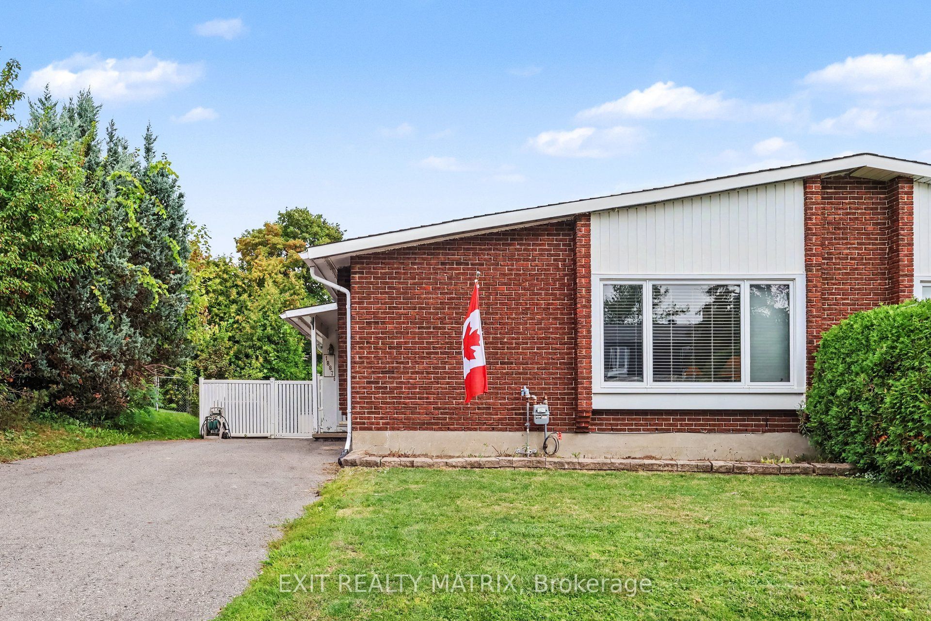 1887 Elmridge Drive - Photo 2