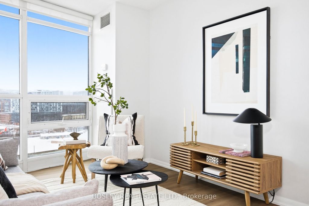 Photo of 219 Fort York Boulevard #1602, Toronto, ON M5V 1B1 (MLS # C12811880)