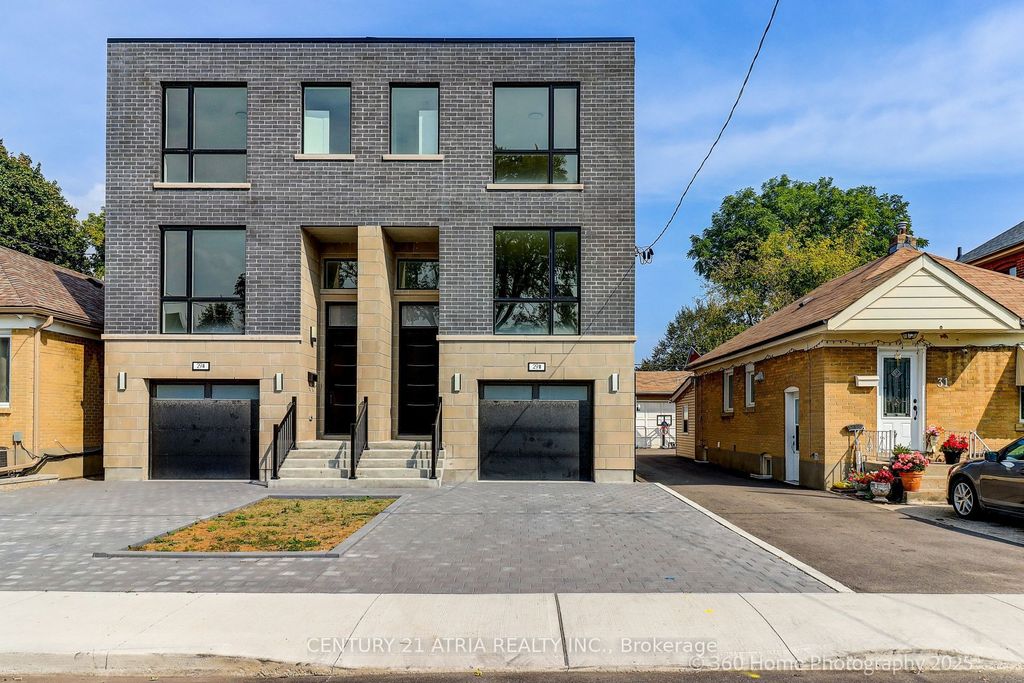 Photo of 29B Chryessa Avenue, Toronto, ON M6N 4T4 (MLS # W12431443)