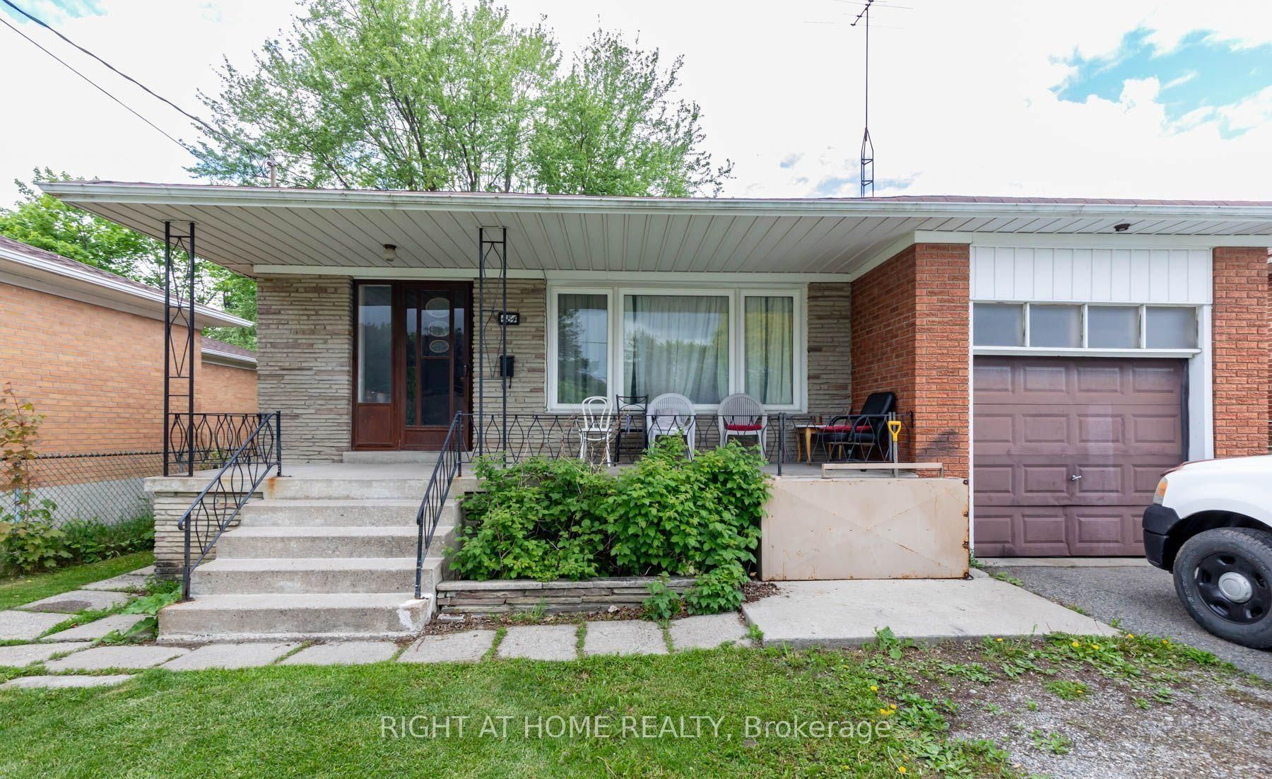 484 Drewry Avenue