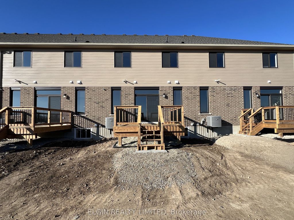 Photo of 75 Braun Avenue, Tillsonburg, ON N4G 0K4 (MLS # X12613084)