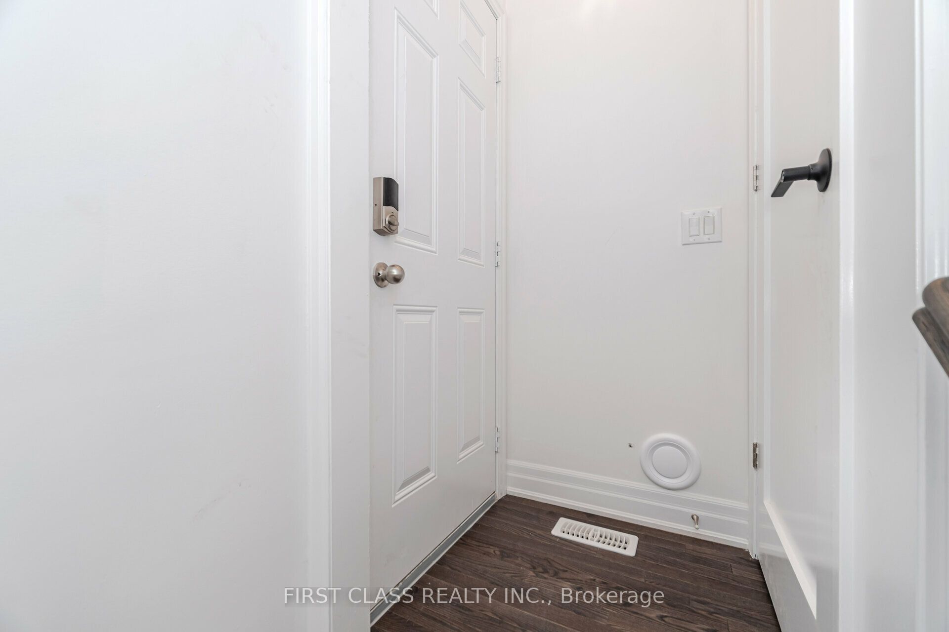 146 Rising Hill Ridge W