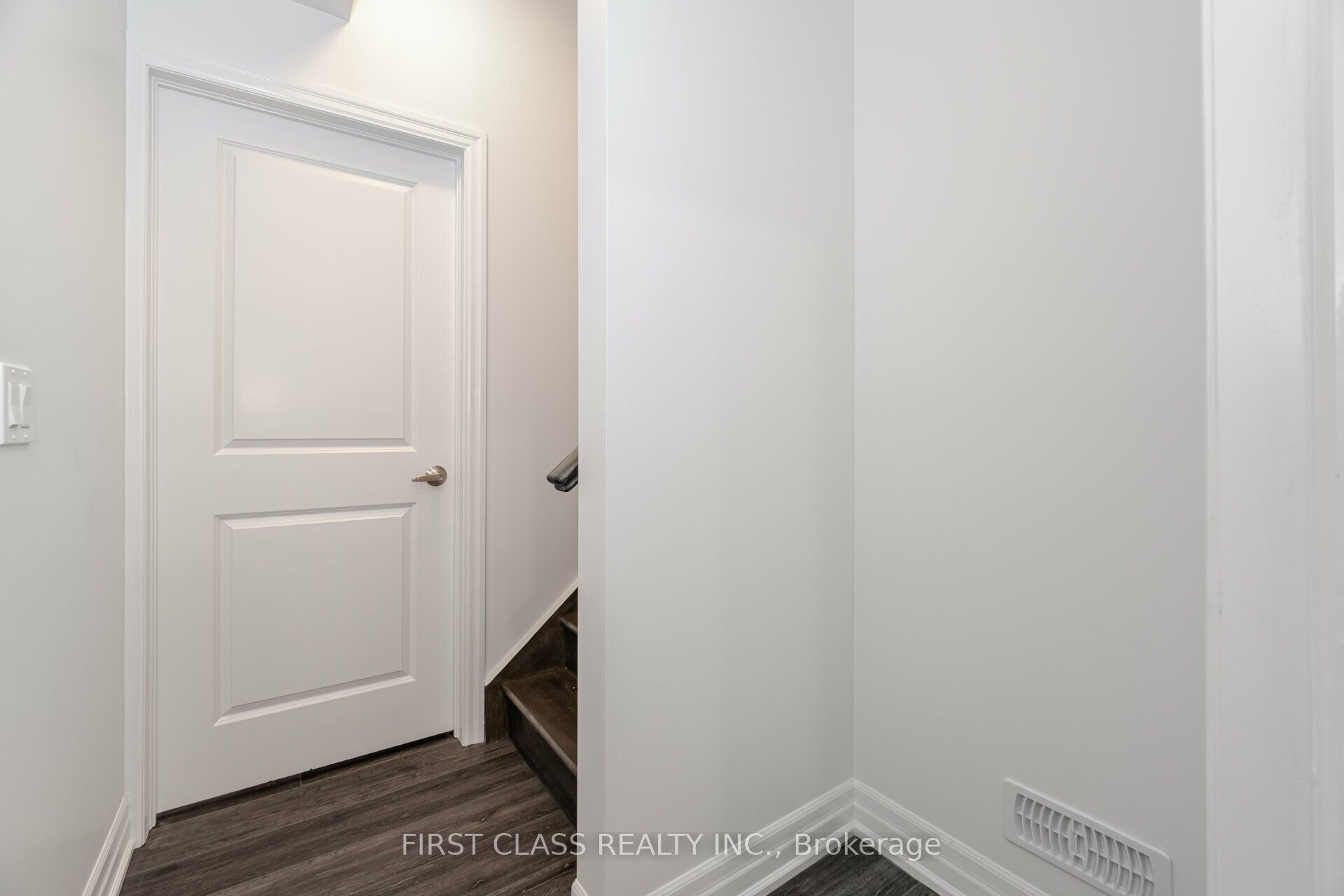 146 Rising Hill Ridge W