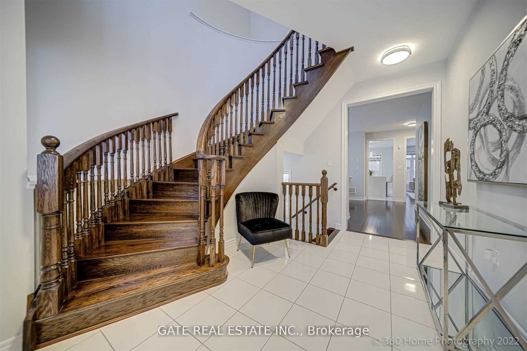 Photo of 5 Nocturne Avenue, Vaughan, ON L4H 3N5 (MLS # N12457886)