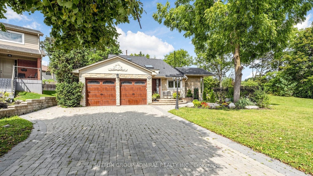 Photo of 12 Saunders Lane, Markham, ON L3T 5K4 (MLS # N13751362)