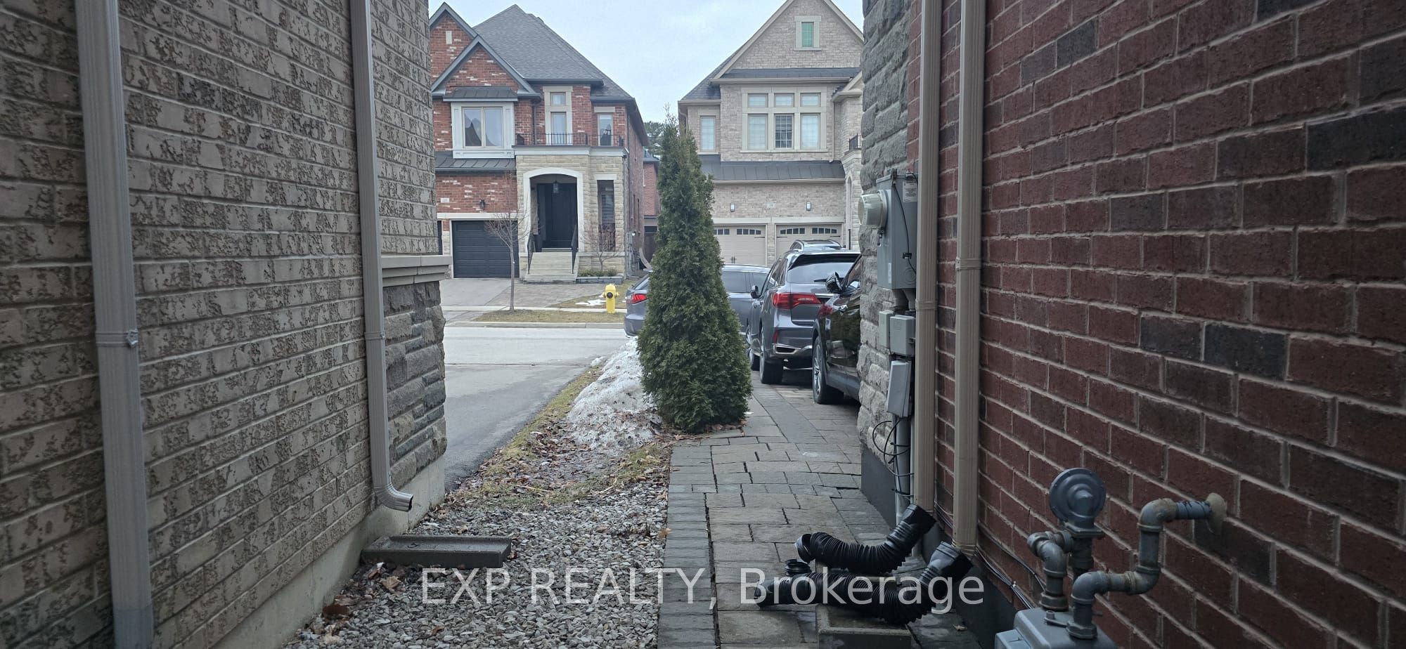 20 Rivoli Drive