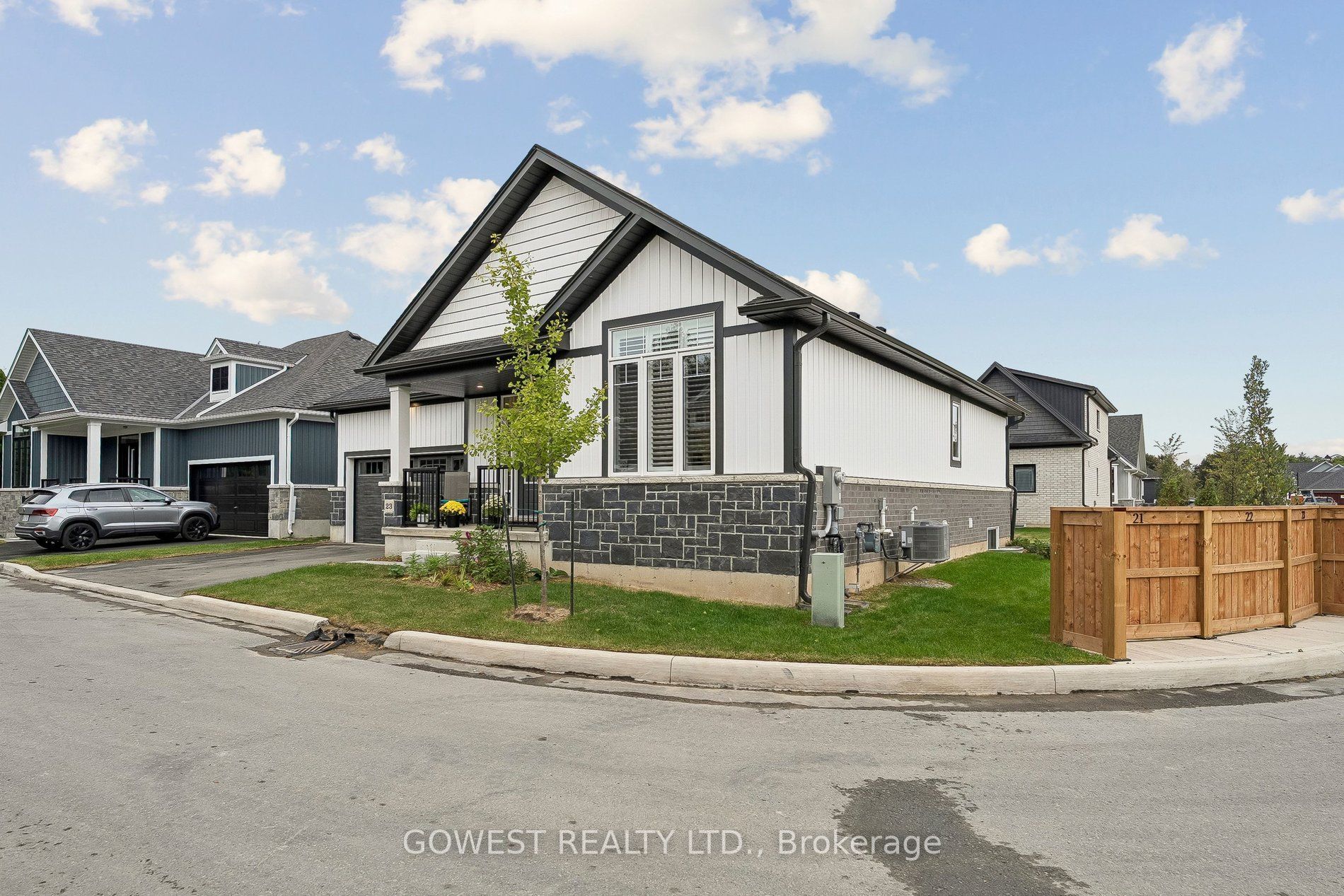 2797 Red Maple Avenue 23