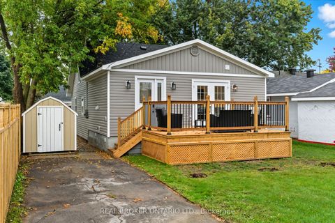 Photo of 25 Roosevelt Drive, Smiths Falls, ON K7A 3J7 (MLS # X12427189)