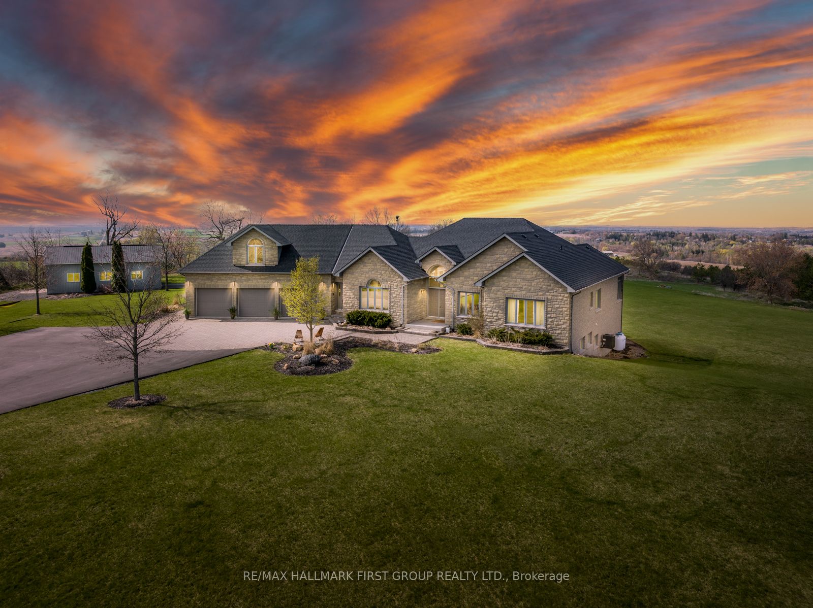 7472 Aked Road