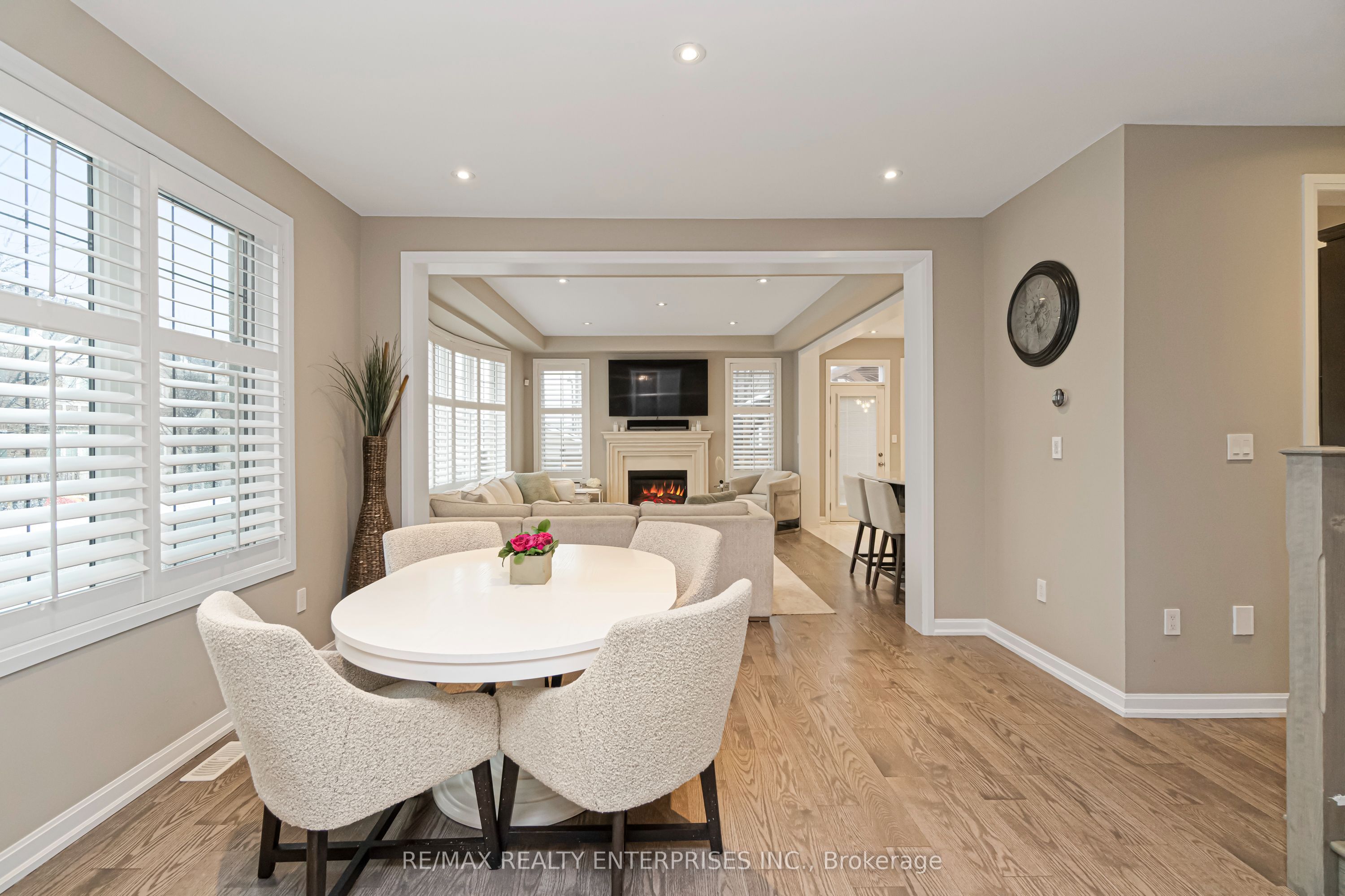 355 Wisteria Way