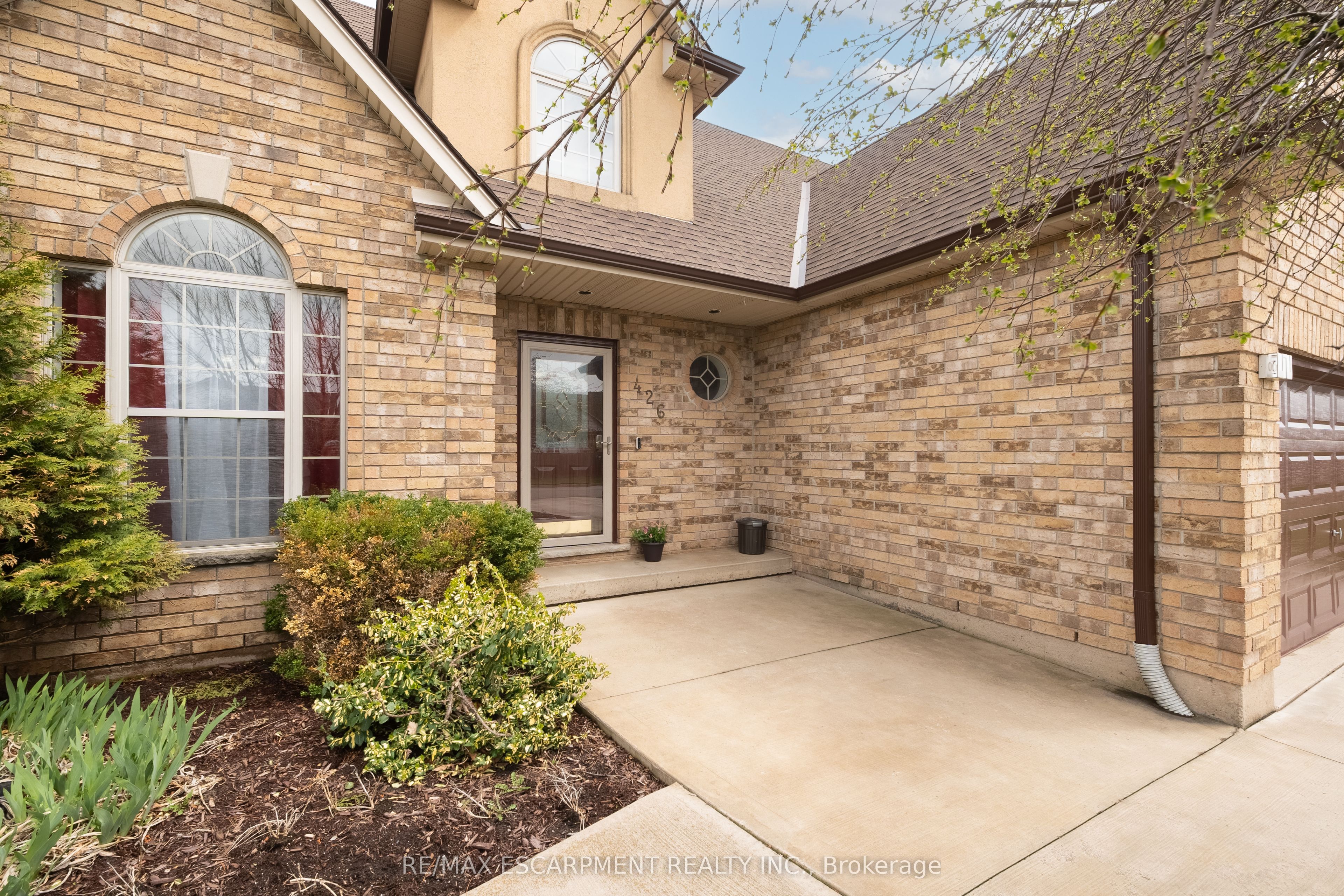 426 Barrington Court