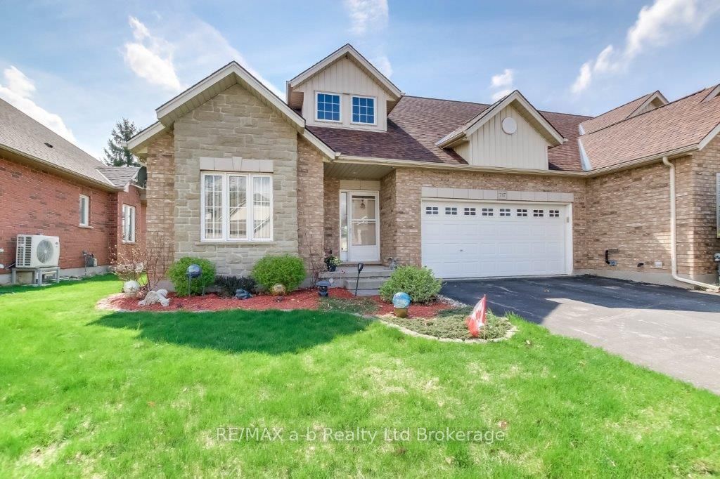 Photo of 717 Garden Court Crescent, Woodstock, ON N4T 0A2 (MLS # X13005388)