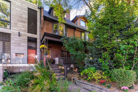 224 Lippincott Street Toronto ON M5S 2P5