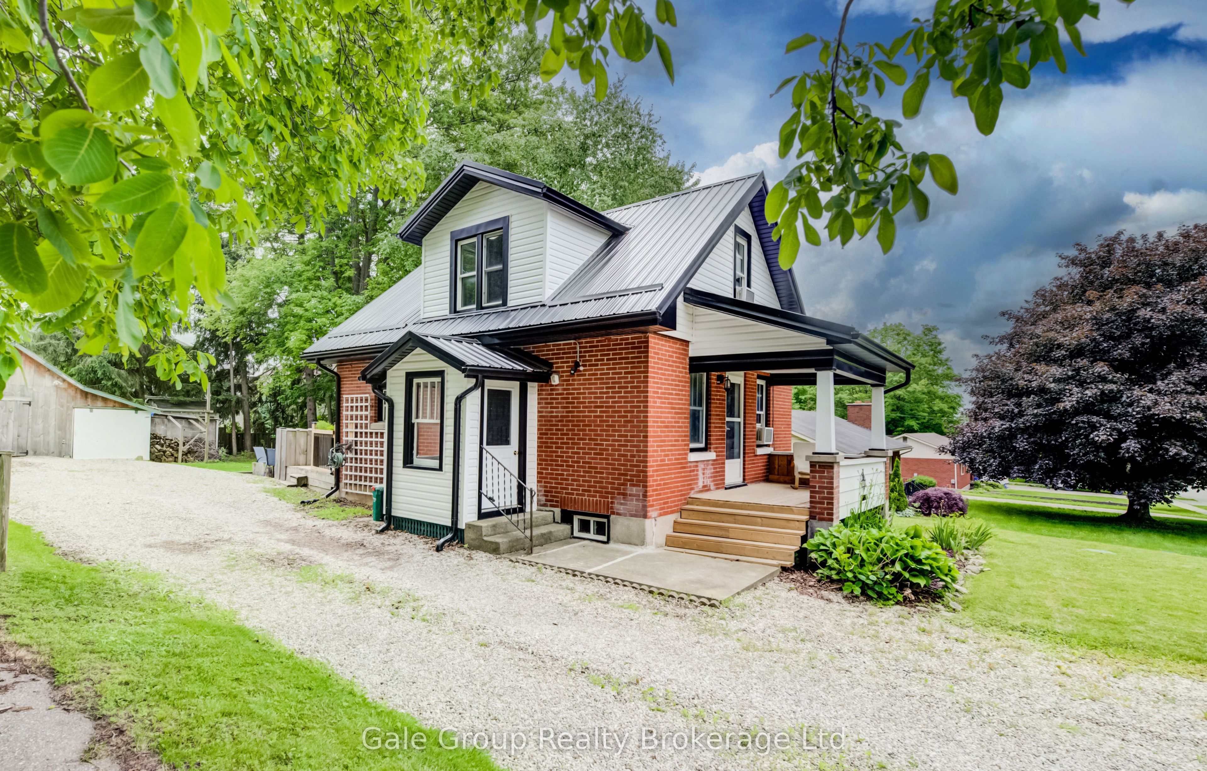 Photo 1 of 28 — 324080 Mount Elgin Road, South-West Oxford, ON N0J 1N0