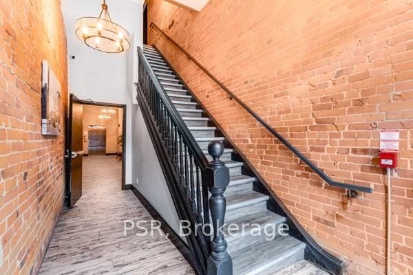 2870 Dundas Street W 309