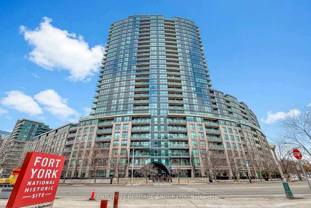 Photo of 231 Fort York Boulevard #2713, Toronto, ON M5V 1B2 (MLS # C12886462)