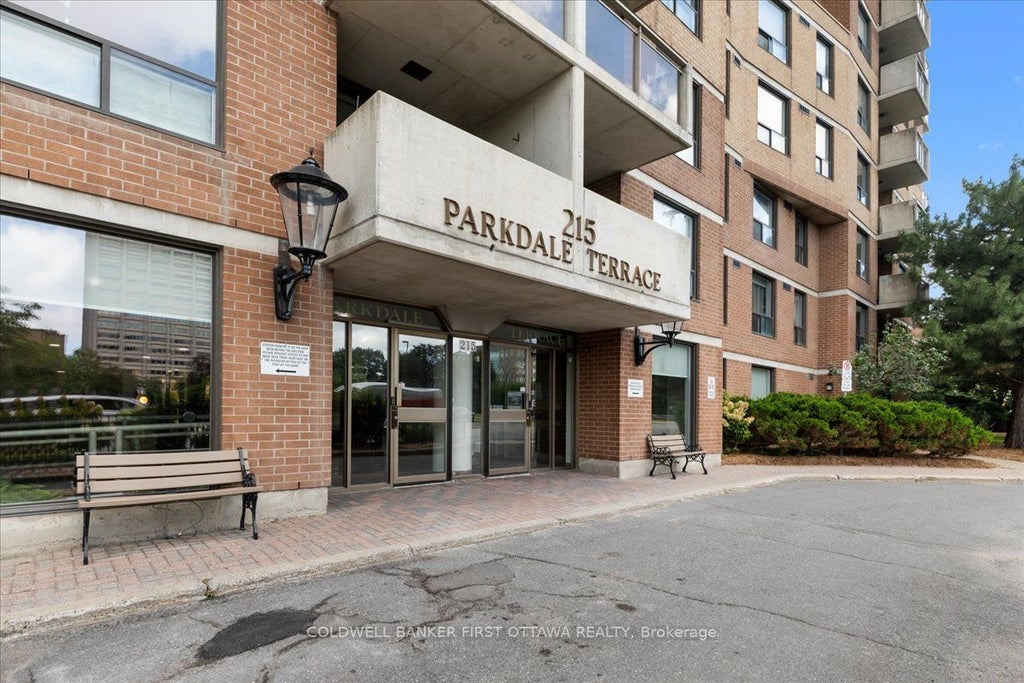 Photo of 215 Parkdale Avenue #1202, West Centre Town, ON K1Y 4T8 (MLS # X13750292)