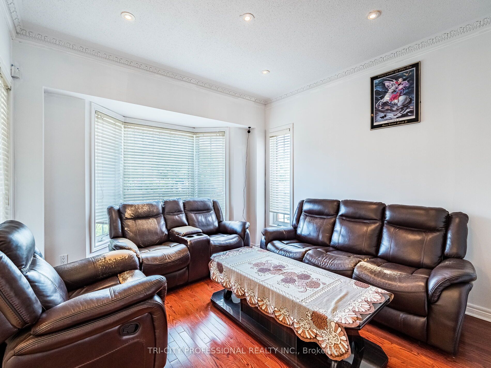 26 Tangleridge Boulevard