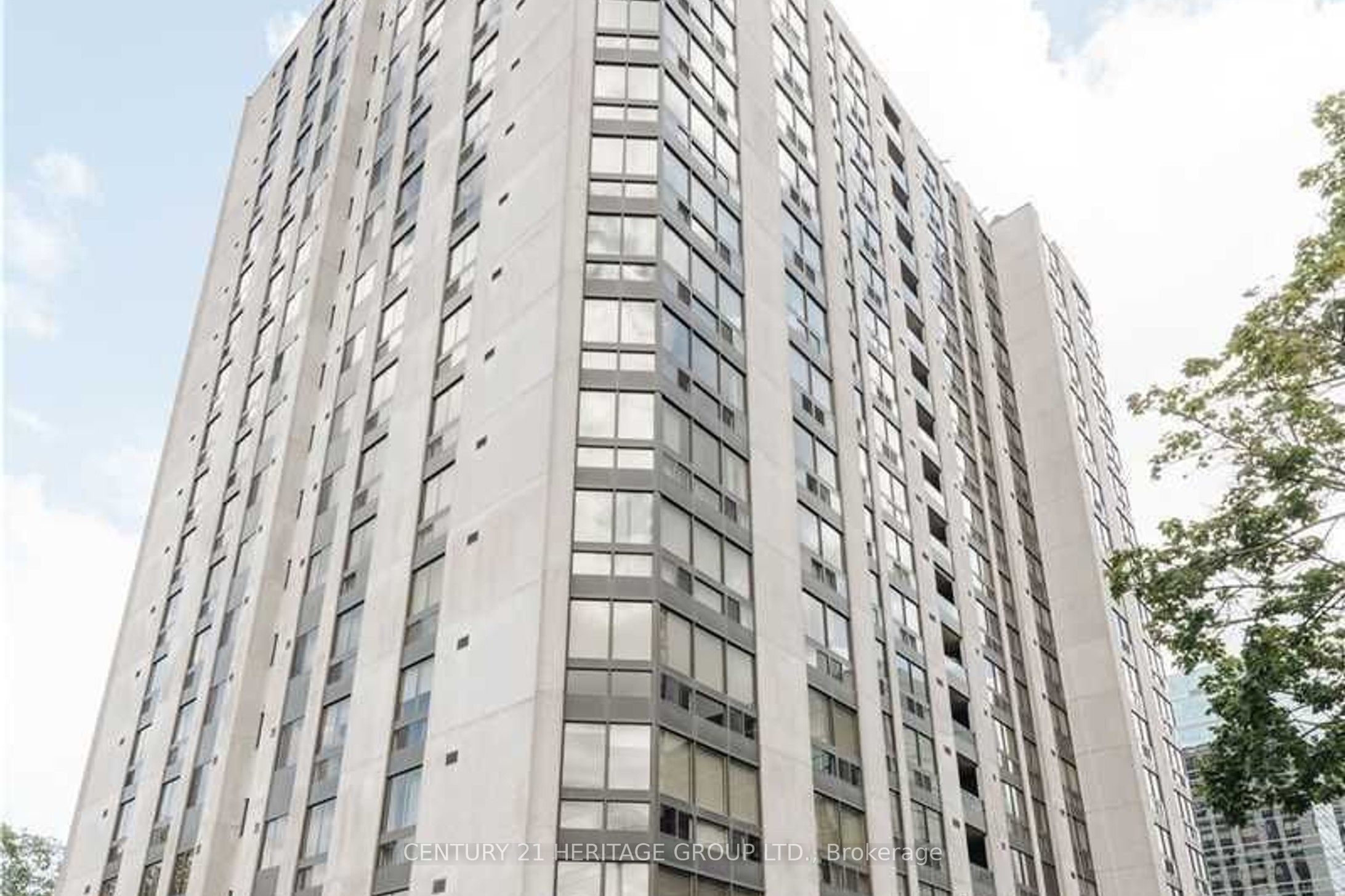 Photo 1 of 48 — 5 Kenneth Avenue 501, Toronto, ON M2N 6M7