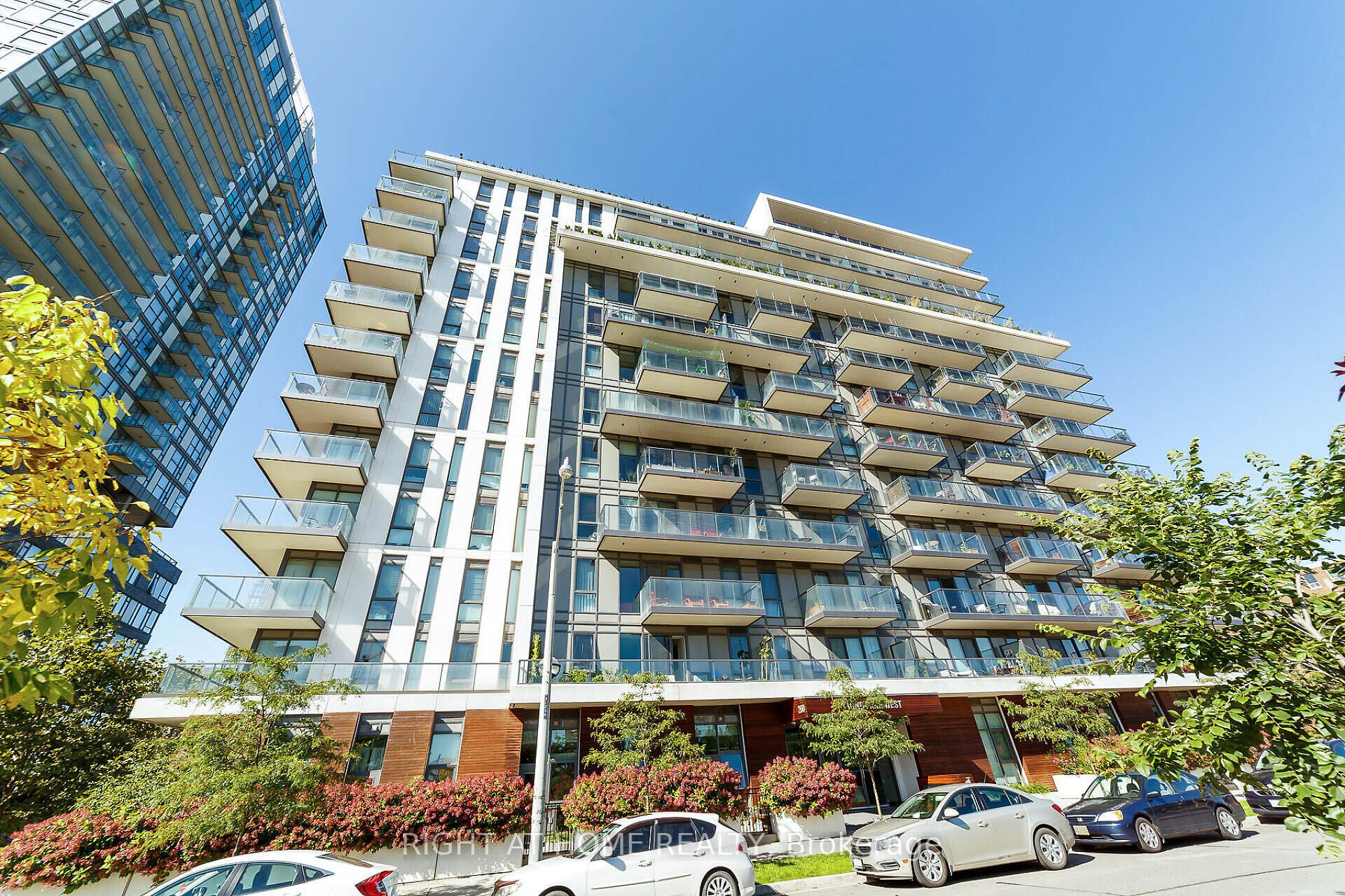 260 Sackville Street 201