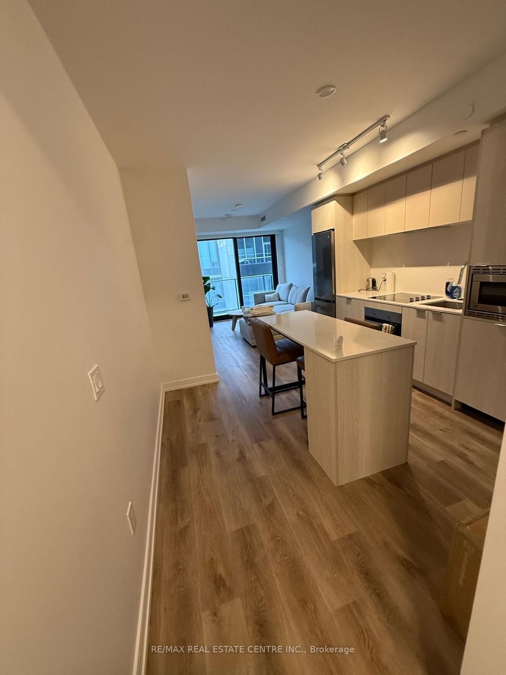 Photo of 1 Jarvis Street #1412, Hamilton, ON L8R 3J2 (MLS # X13060816)