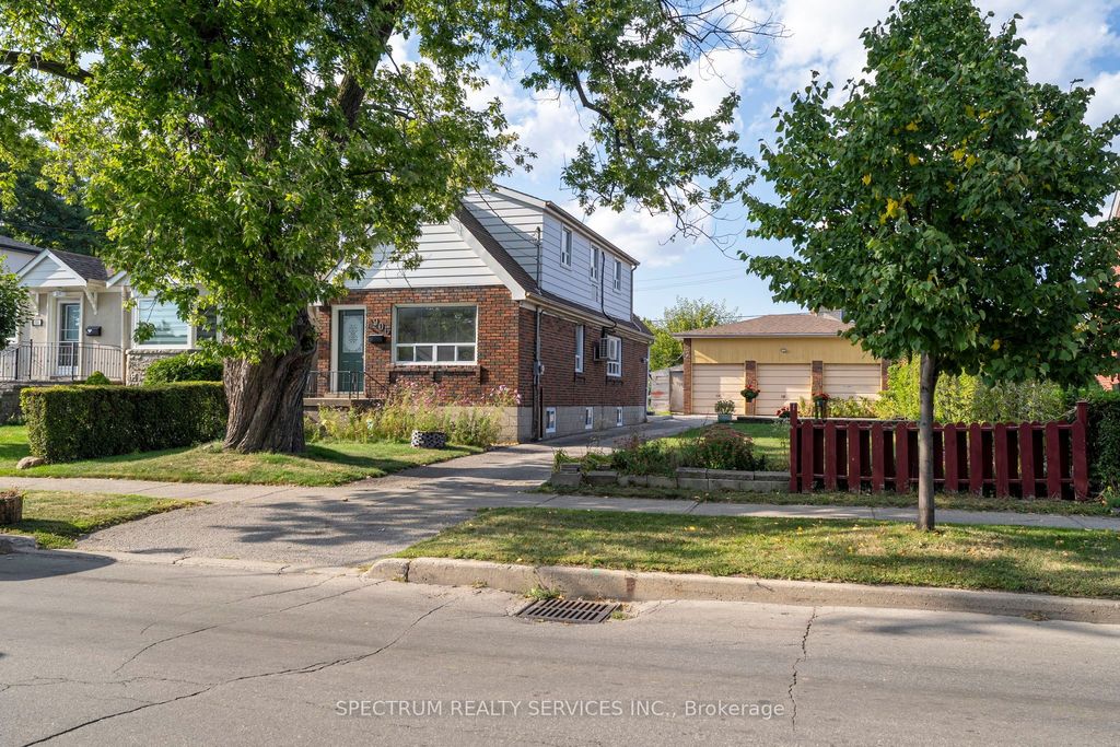 Photo of 906 Glencairn Avenue, Toronto, ON M6B 2A7 (MLS # W12405046)