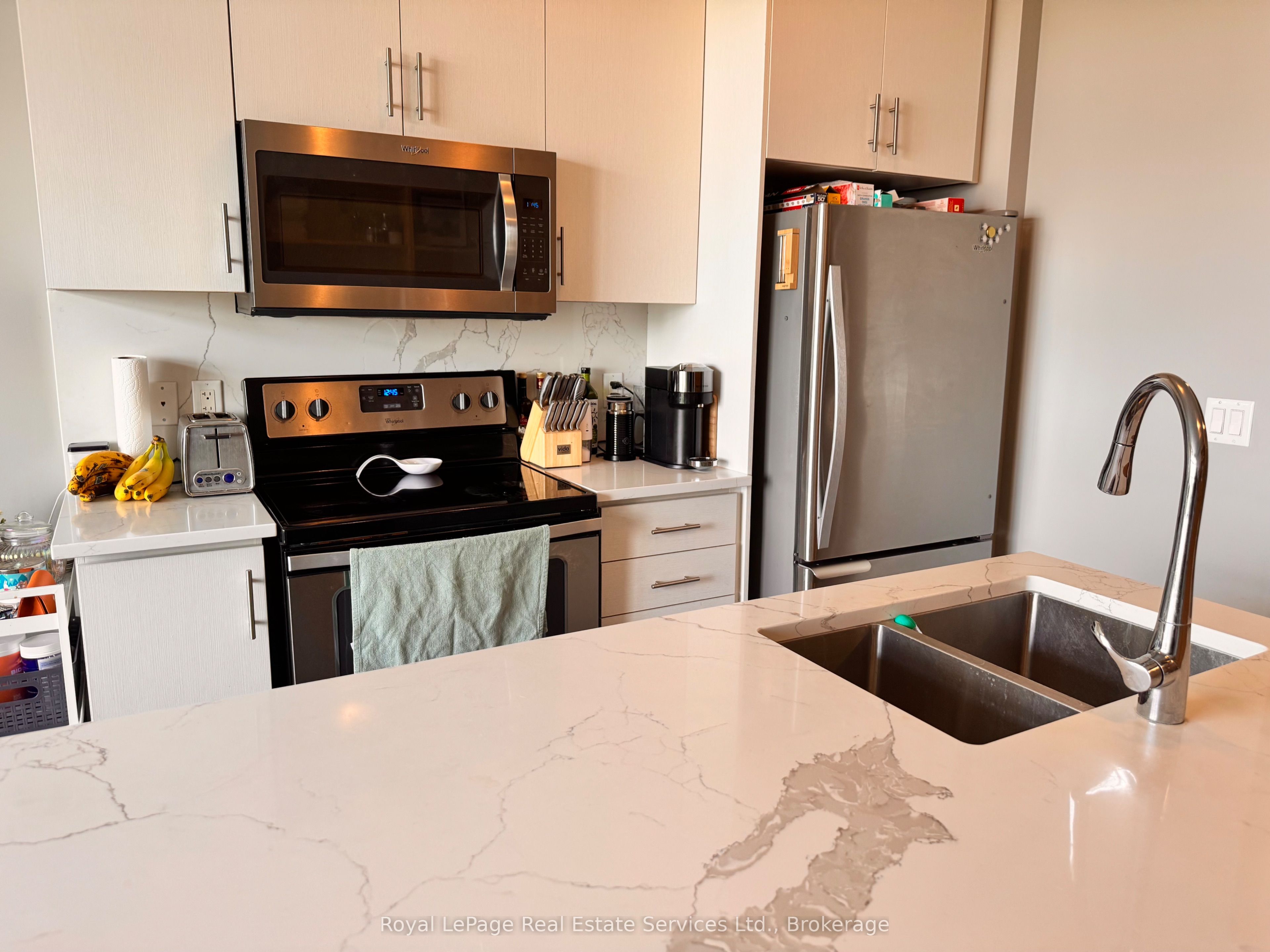 2486 Old Bronte Road 717