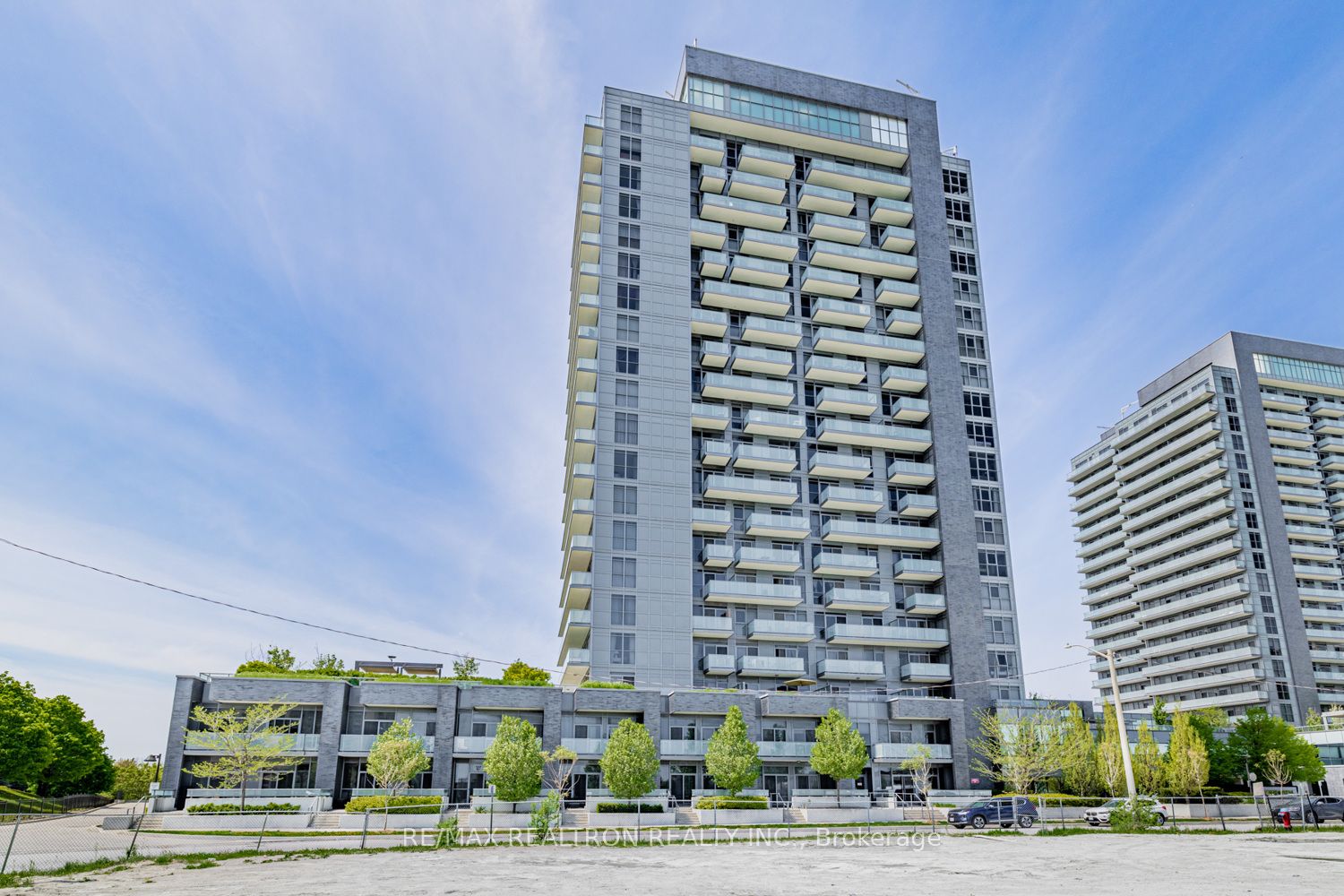 55 Oneida Crescent 1609