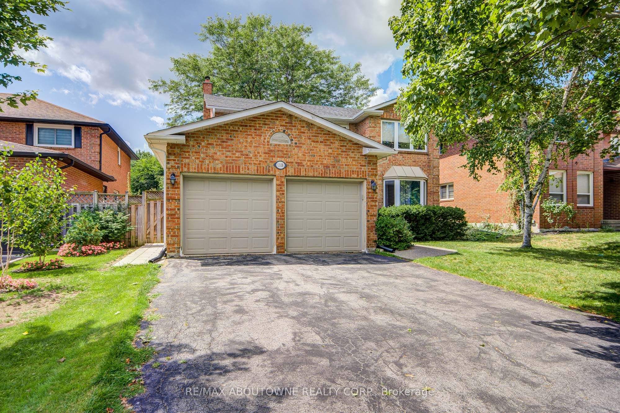 1108 Notley Crescent Lower