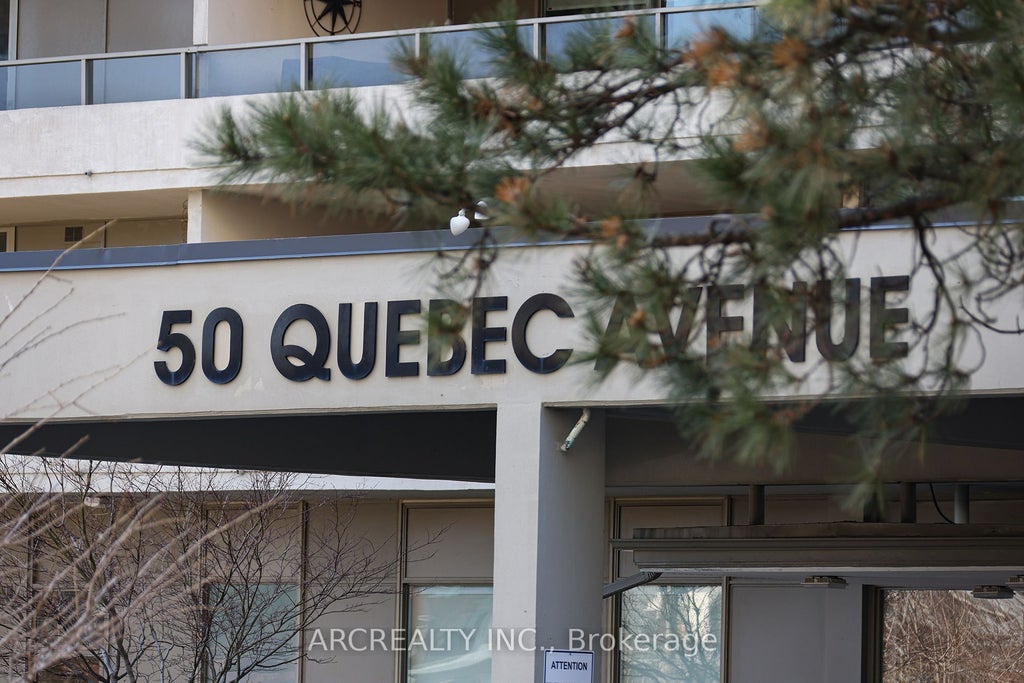 Photo of 50 Quebec Avenue #2401, Toronto, ON M6P 4B4 (MLS # W14089608)