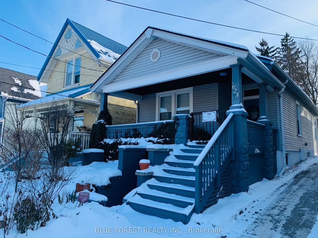 Photo of 623 Dufferin Avenue, London East, ON N5W 3J8 (MLS # X12794970)