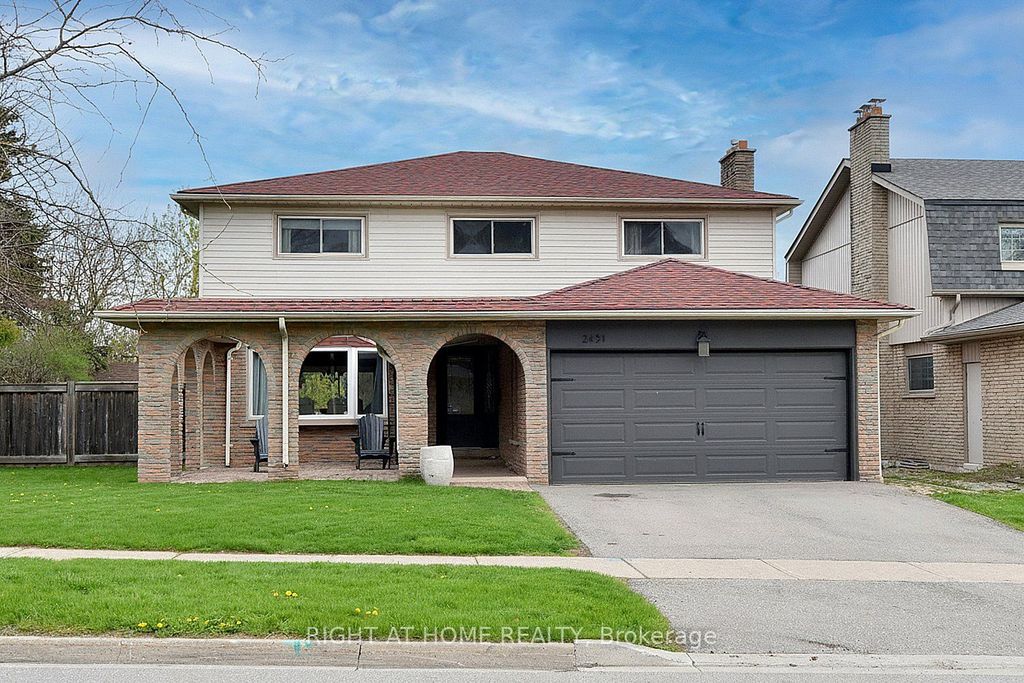 Photo of 2451 Sinclair Circle, Burlington, ON L7P 3K9 (MLS # W13075286)